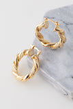 Amanda Hoop Earring in 18k Gold