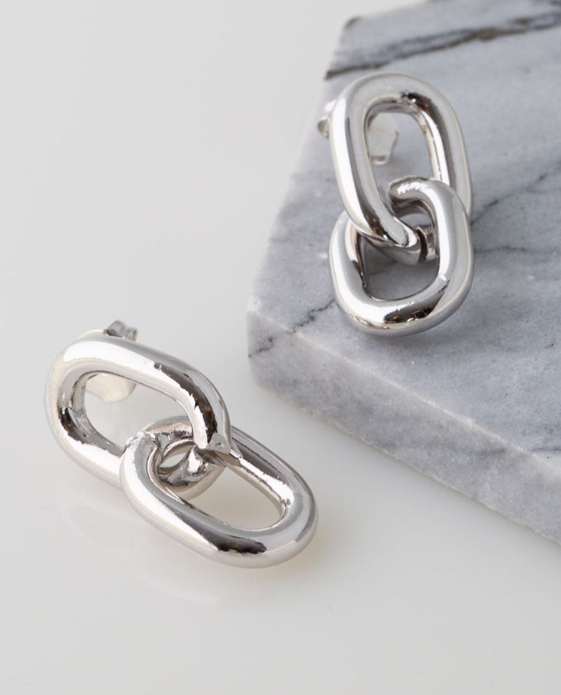 Link Earring in Silver