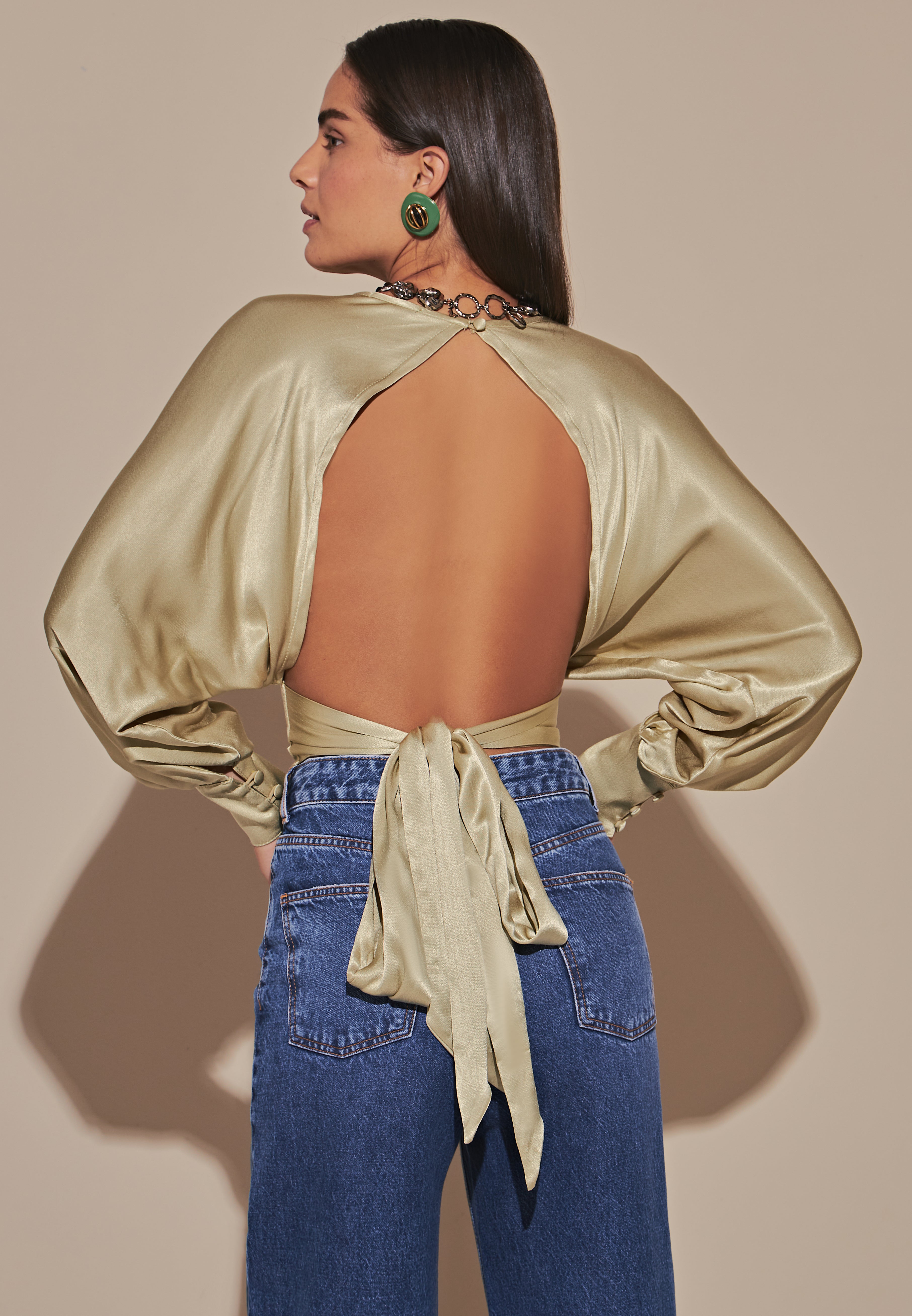 Safira Backless Blouse in Moss