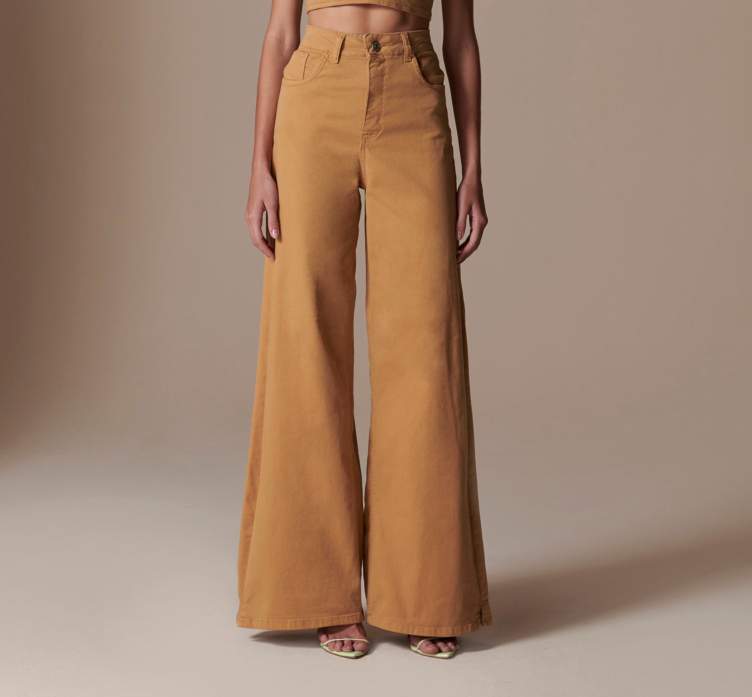Fiorela Pants in khaki Latte
