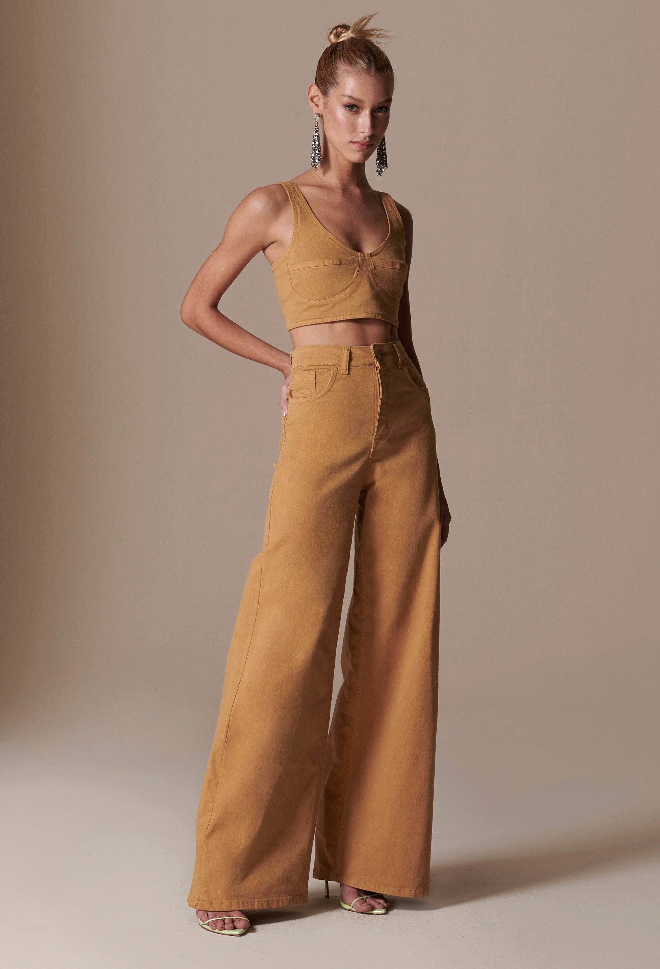 Fiorela Top in Khaki Latte