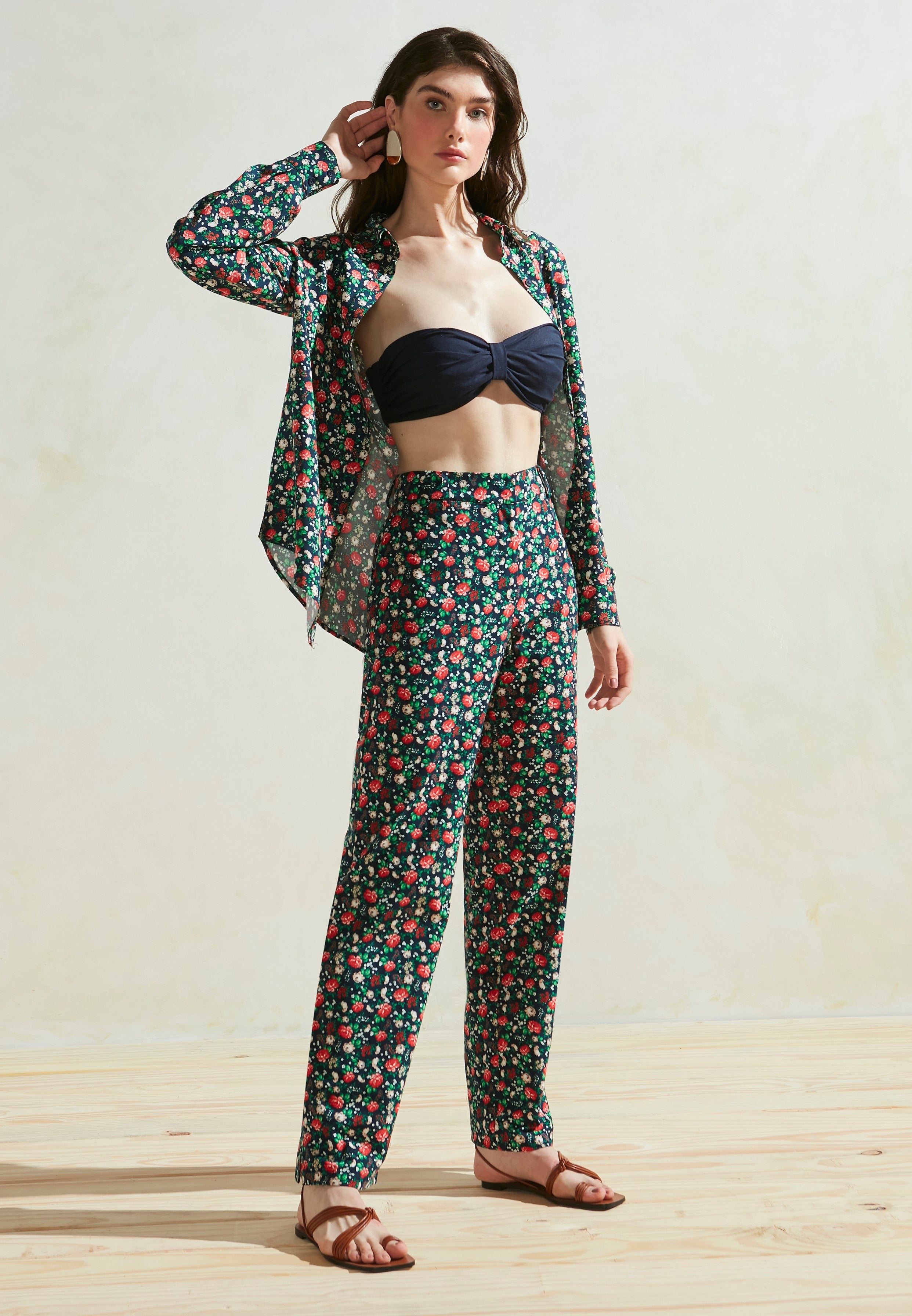 Larissa Shirt in Navy