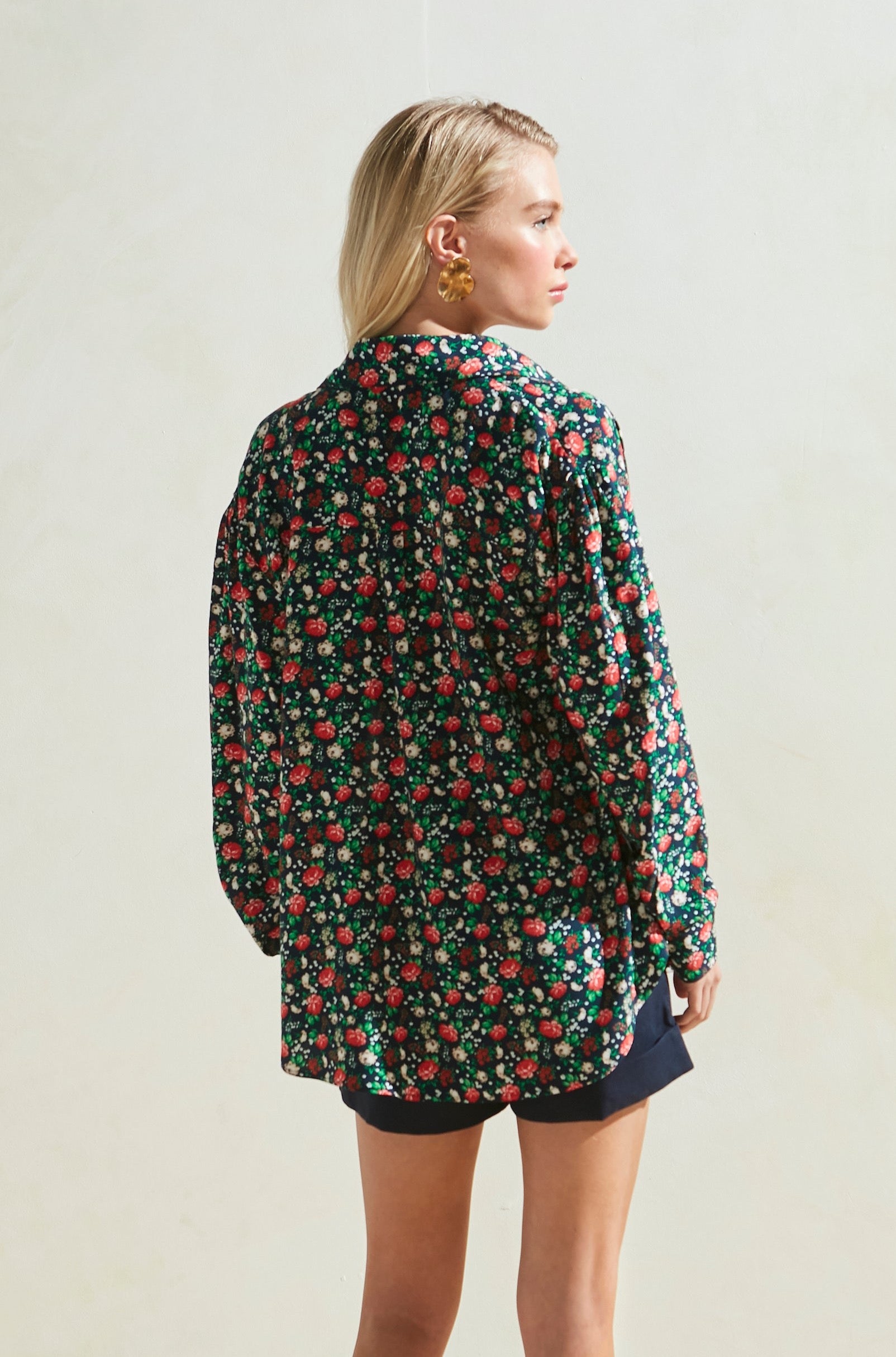 Larissa Shirt in Navy