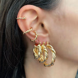 Amanda Hoop Earring in 18k Gold